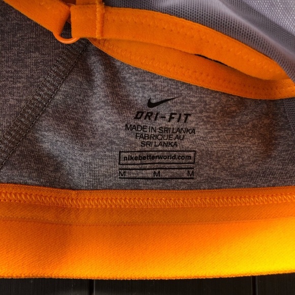 New nike sports bra - Picture 5 of 5
